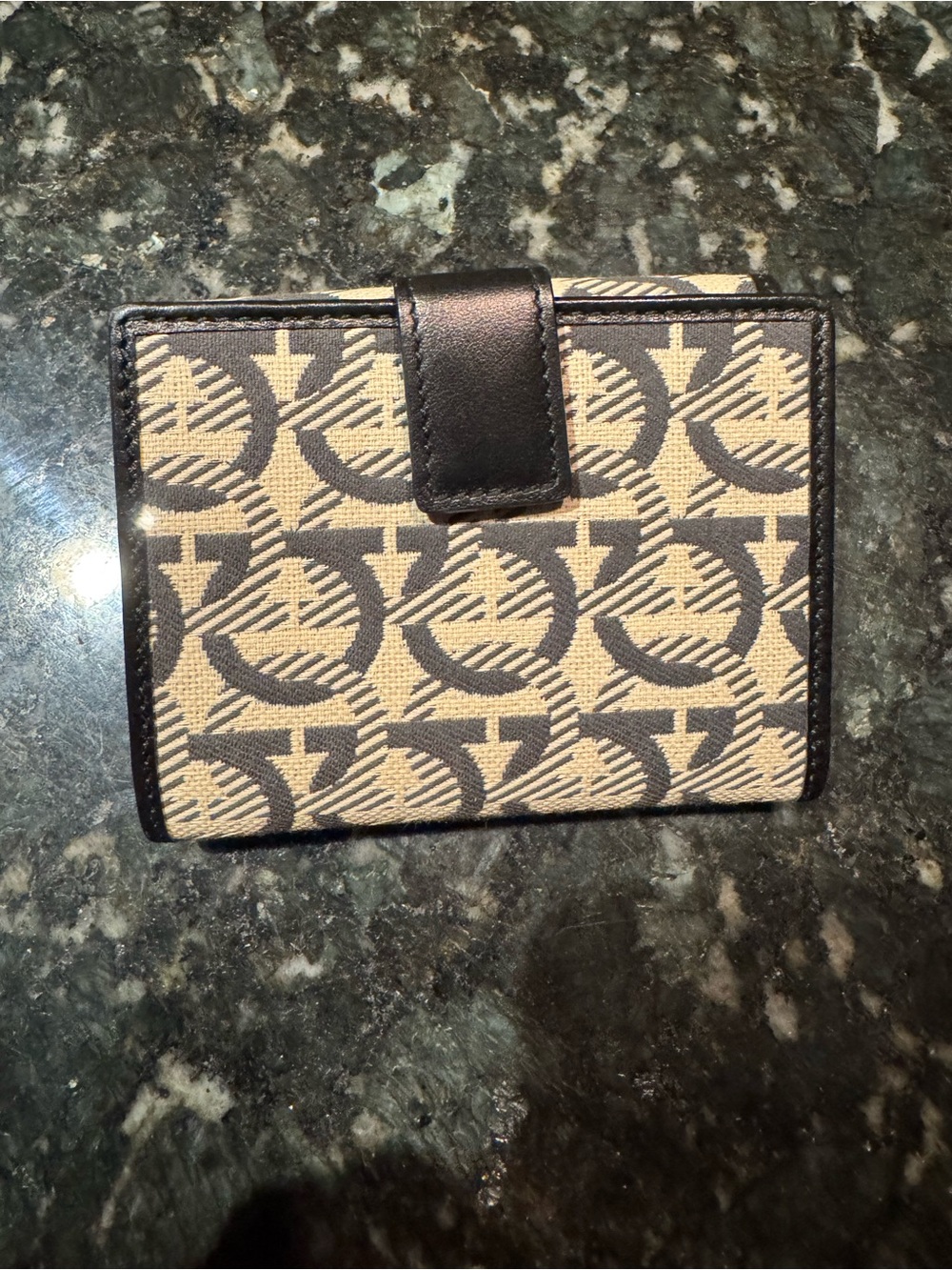 Salvatore Ferragamo Beige Monogram wallet with  Black Trim and Gold Hardware - Picture 2 of 9